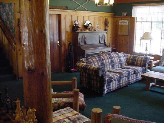 Strawberry Lodge Upper Forni Exterior foto